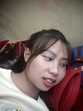 Snapshot of Dung-Thao19 chatting on October 7, 4:57 am Dung-Thao19 online show from October 7, 4:57 am
