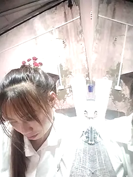 Snapshot of Dung-Thao19 chatting on September 14, 9:04 pm Dung-Thao19 online show from September 14, 9:04 pm