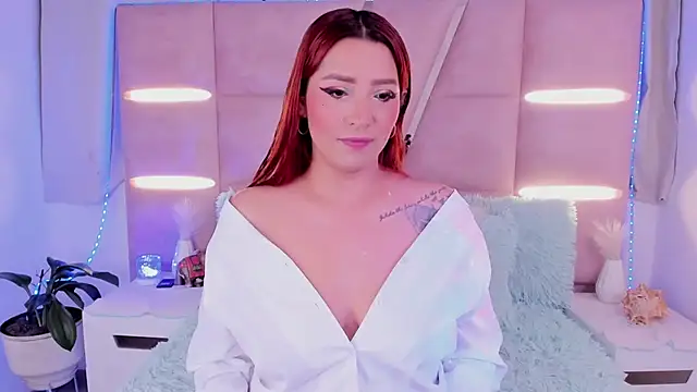 LaurenBrithe online show from April 19, 4:46 am
