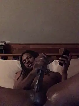 Oochiewallie online show from February 28, 4:45 am