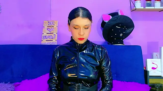 CristalRose online show from April 10, 5:42 pm