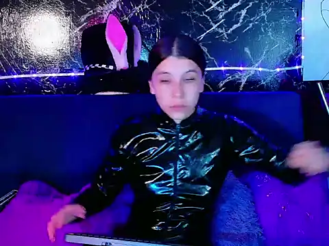 CristalRose online show from May 18, 6:56 pm