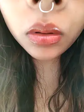 Hott Muskan online show from November 20, 8:48 am