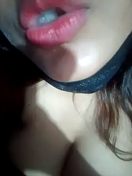 Hott Muskan online show from March 6, 7:09 pm