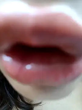 Hott Muskan online show from September 21, 10:42 am