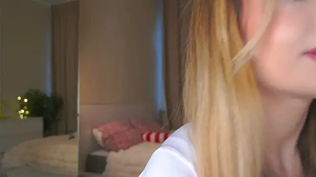 GeorginaHarn online show from April 4, 8:10 am