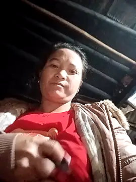 Snapshot of Love-Mama33 chatting on November 28, 11:10 am Love-Mama33 online show from November 28, 11:10 am