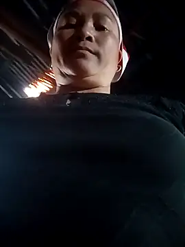 Love-Mama33 online show from March 20, 1:50 am