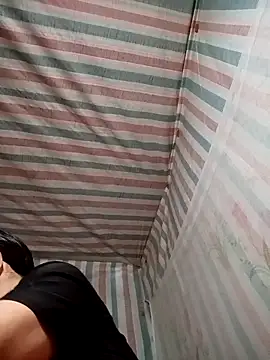 Snapshot of Love-Mama33 chatting on November 12, 11:41 pm Love-Mama33 online show from November 12, 11:41 pm