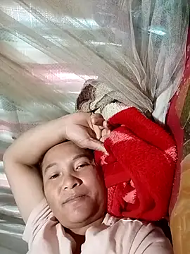 Snapshot of Love-Mama33 chatting on November 6, 12:58 am Love-Mama33 online show from November 6, 12:58 am