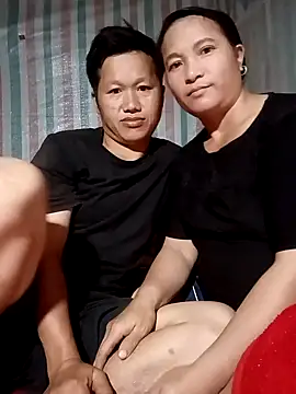 Snapshot of Love-Mama33 chatting on November 13, 12:31 pm Love-Mama33 online show from November 13, 12:31 pm