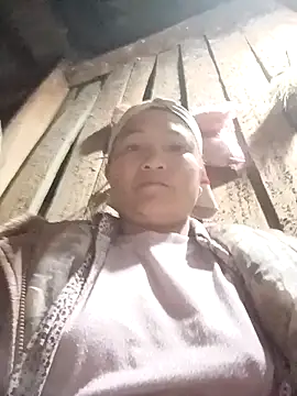 Snapshot of Love-Mama33 chatting on November 29, 12:27 pm Love-Mama33 online show from November 29, 12:27 pm