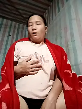 Snapshot of Love-Mama33 chatting on November 18, 11:26 pm Love-Mama33 online show from November 18, 11:26 pm