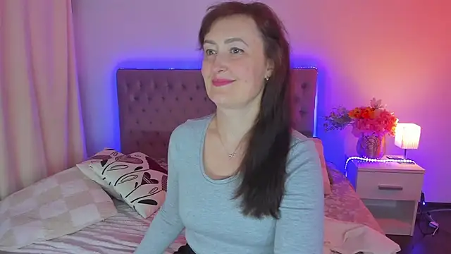 NathalyStars online show from April 10, 12:23 pm