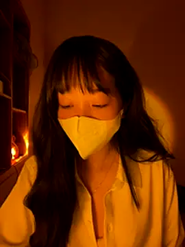 Snapshot of chuppy03 chatting on December 16, 9:02 am chuppy03 online show from December 16, 9:02 am