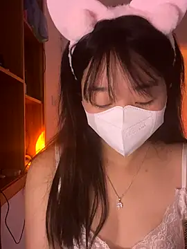 Snapshot of chuppy03 chatting on October 8, 3:35 pm chuppy03 online show from October 8, 3:35 pm