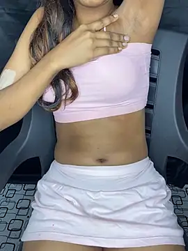 Snapshot of Dora__baby chatting on December 18, 5:39 pm Dora baby online show from December 18, 5:39 pm