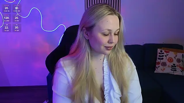 Estella Elwood online show from March 23, 7:36 pm