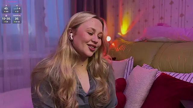 Estella Elwood online show from March 8, 12:49 am