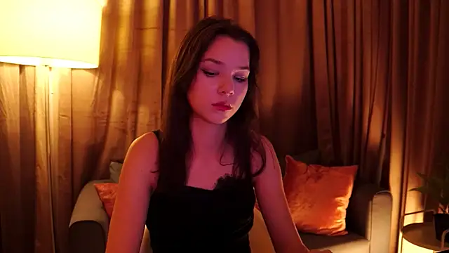 TakeUrPill online show from November 14, 8:45 pm