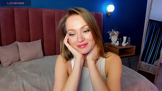 Snapshot of EvelynPoole chatting on November 15, 1:42 am EvelynPoole online show from November 15, 1:42 am