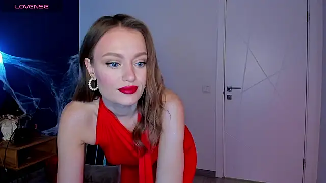 Snapshot of EvelynPoole chatting on October 28, 1:39 am EvelynPoole online show from October 28, 1:39 am