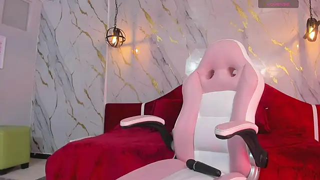 Snapshot of cathi_sweet chatting on October 21, 11:59 pm cathi sweet online show from October 21, 11:59 pm