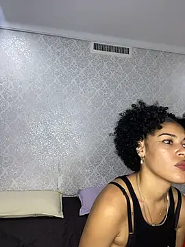 delaylacruz online show from November 26, 1:16 am