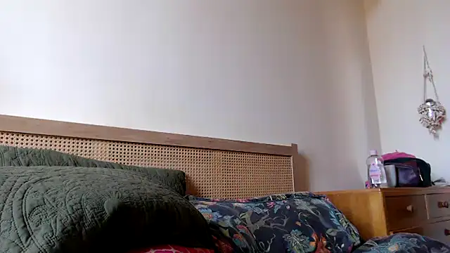 Snapshot of xRedhead_xx chatting on September 22, 10:54 am xRedhead xx online show from September 22, 10:54 am