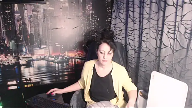 AMOURSWEET2025 online show from February 19, 6:05 pm