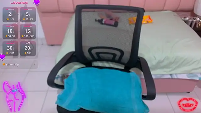 sara hot 18 online show from November 17, 11:58 am