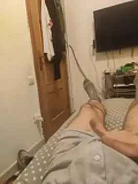 gigolobcn online show from October 19, 5:10 am