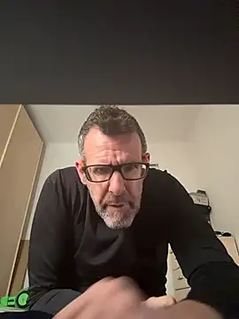 gigolobcn online show from February 10, 10:47 am