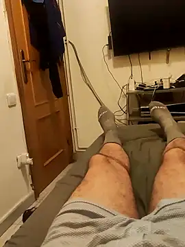 gigolobcn online show from September 15, 4:24 am