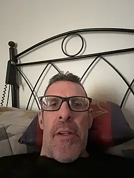 gigolobcn online show from February 1, 1:42 pm