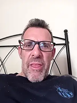 gigolobcn online show from April 17, 4:32 pm