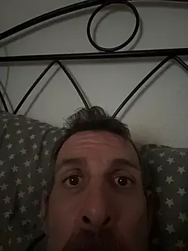 gigolobcn online show from February 8, 9:18 am