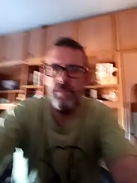 gigolobcn online show from April 4, 4:57 pm