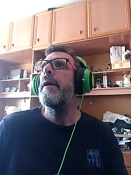 Snapshot of gigolobcn chatting on May 24, 1:11 pm gigolobcn online show from May 24, 1:11 pm