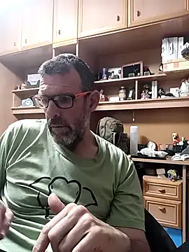 gigolobcn online show from April 4, 4:52 am