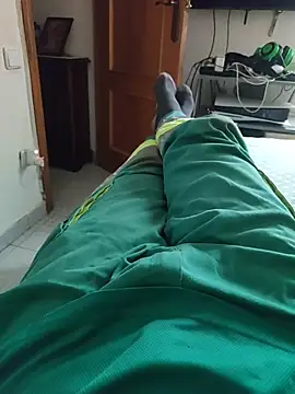 gigolobcn online show from October 15, 3:31 pm