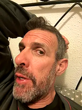 gigolobcn online show from December 4, 5:34 pm