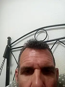 gigolobcn online show from April 11, 5:26 am