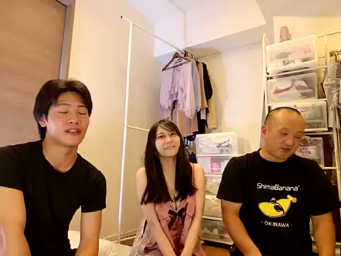 Snapshot of kokezaru9 chatting on October 5, 12:29 pm kokezaru9 online show from October 5, 12:29 pm