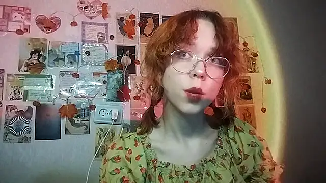 Snapshot of Ieadership chatting on December 4, 1:10 pm Ieadership online show from December 4, 1:10 pm