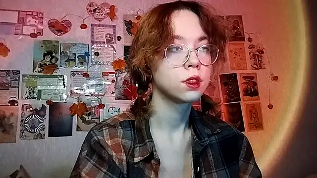 Snapshot of Ieadership chatting on December 16, 1:37 pm Ieadership online show from December 16, 1:37 pm