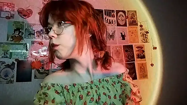 Snapshot of Ieadership chatting on November 24, 2:28 pm Ieadership online show from November 24, 2:28 pm