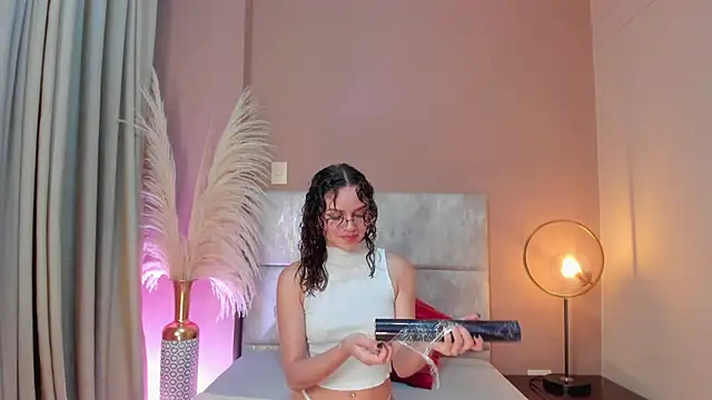 AelinDuvalier online show from October 27, 6:42 pm