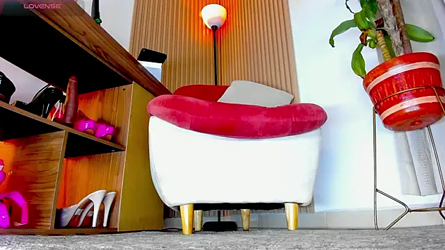 Snapshot of Anastacia_lestrange chatting on October 29, 11:31 am Anastacia lestrange online show from October 29, 11:31 am