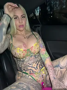 CoraDiamond online show from March 18, 6:20 pm